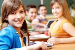 Séance d'éducation relationnelle affective et sexuelle en milieu éducatif et scolaire.Marie Platet Girault à Toulon